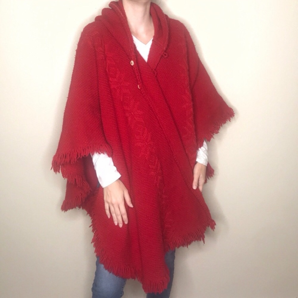 Nantu Famia Wool Red Hooded Poncho OS